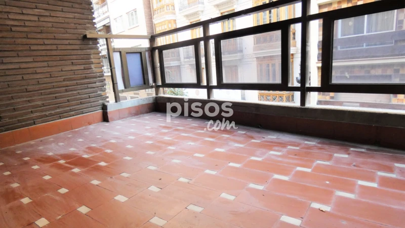 Piso en alquiler en Calle de Isabel 'La Católica'