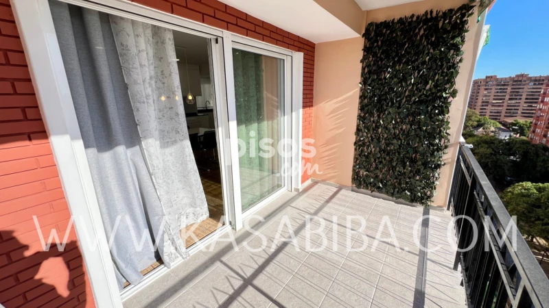 Piso en alquiler en Calle de Campoamor, cerca de Calle de los Leones