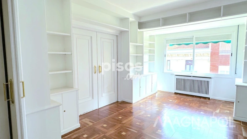 Piso en alquiler en Castellana