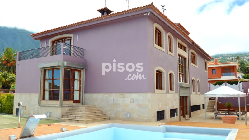 Chalet unifamiliar en venta en Calle de Fray Andrés de Abreu, La Orotava de 700.000 €