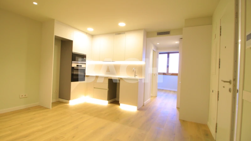 Piso en venta en Carrer Nou, 127, cerca de Carrer de Jaume I 'el Conqueridor' - Vista 3