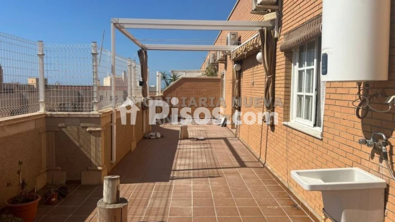 Fotografía del inmueble reportado: 700 €/mes — Almería, Almería