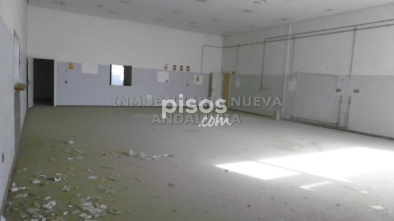 Nave industrial en alquiler en Huércal de Almería, Huércal de Almería de 2.400 €<span>/mes</span>