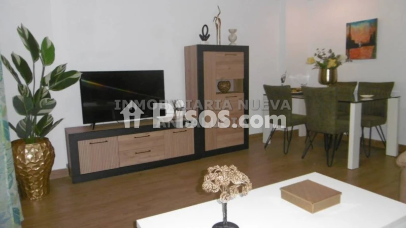 Fotografía del inmueble reportado: 900 €/mes — Almería, Almería
