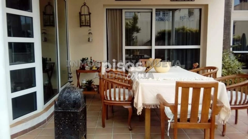 Casa unifamiliar en alquiler en Aguadulce Sur, Aguadulce Sur (Distrito Aguadulce. Roquetas de Mar) de 2.700 €<span>/mes</span>