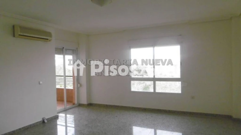 Fotografía del inmueble reportado: 1.000 €/mes — Almería, Almería