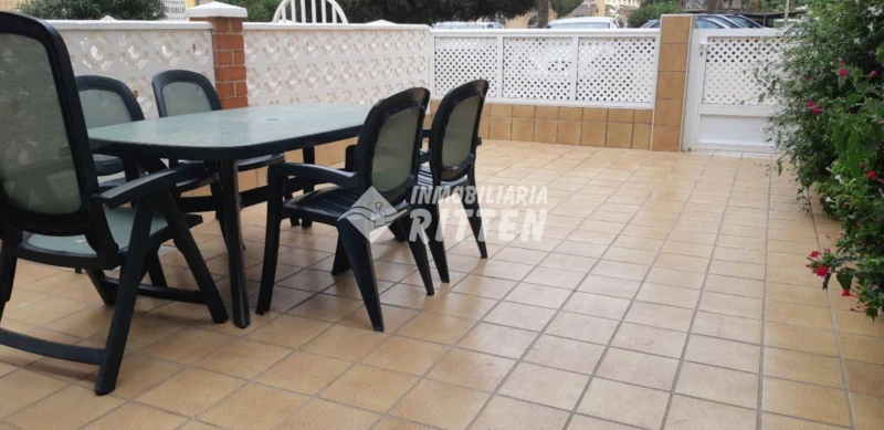 Dúplex en venta en Calle Utrillo, Islas Menores-Mar de Cristal (Distrito Mar Menor de Cartagena. Cartagena) de 130.000 €