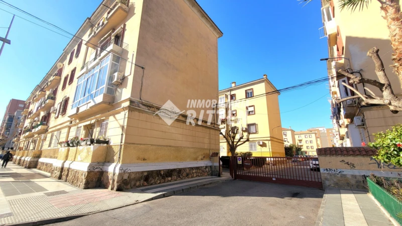 Piso en venta en Calle Gravina, 4, Ensanche (Distrito Núcleo Urbano. Cartagena) de 92.500 €