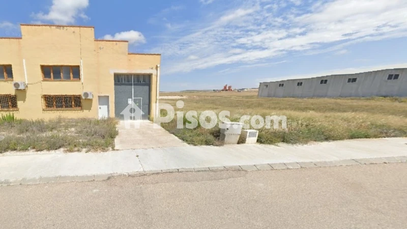 Terreno en venta en Calle de Villares, 1034