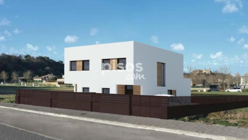 Casa adossada en venda a Segadors, Medinyà (Sant Julià de Ramis) de 390.000 €