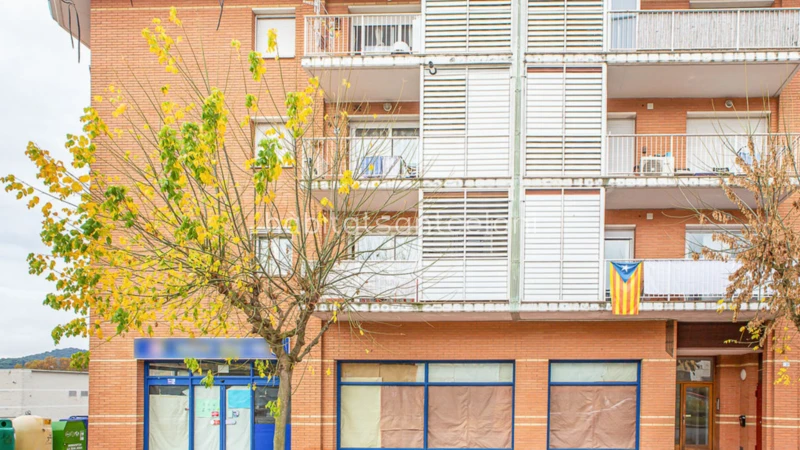 Local comercial en venta en Camí Vell de Sant Celoni, 27 - Widok 3