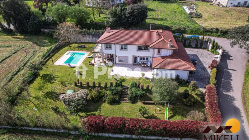 Chalet unifamiliar en venta en Barrio El Mazo - Vista 3