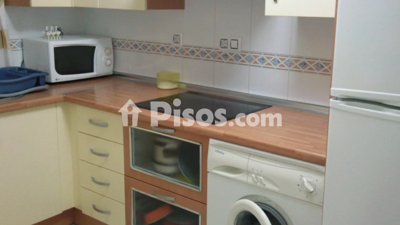 Fotografía del inmueble reportado: 700 €/mes — Almería, Almería