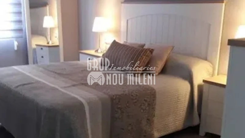 Piso en alquiler en Nou Moles