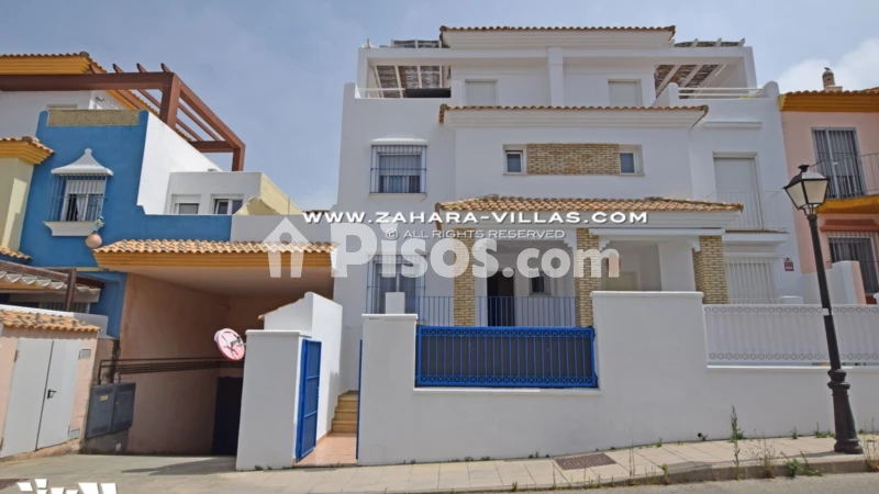 Casa adosada en venta en Calle Atarjea - Vista 3