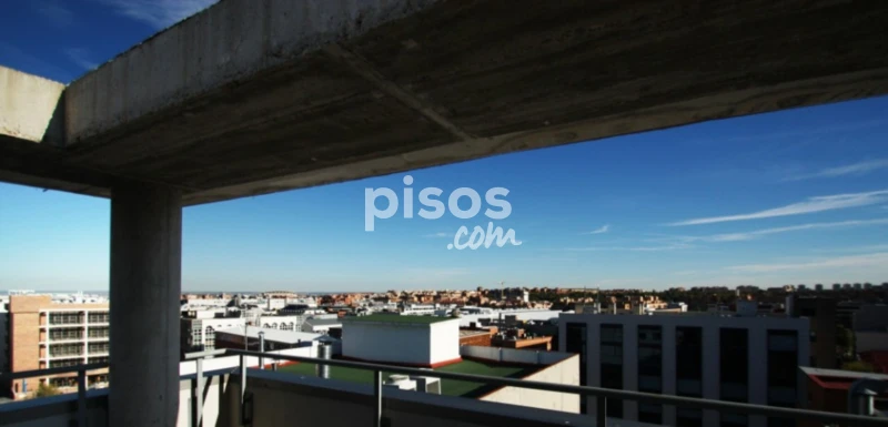 Dúplex en alquiler en Calle de Alfonso Gómez, cerca de Calle de Tracia