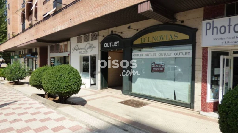 Local comercial en lloguer a Avenida de Castilla, San Roque-La Concordia (Guadalajara Capital) de 1.500 €<span>/mes</span>