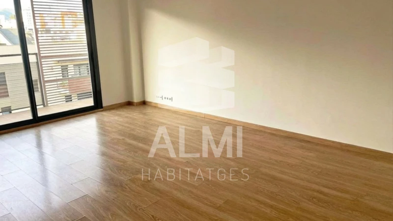 Piso en alquiler en Carrer de la Residència