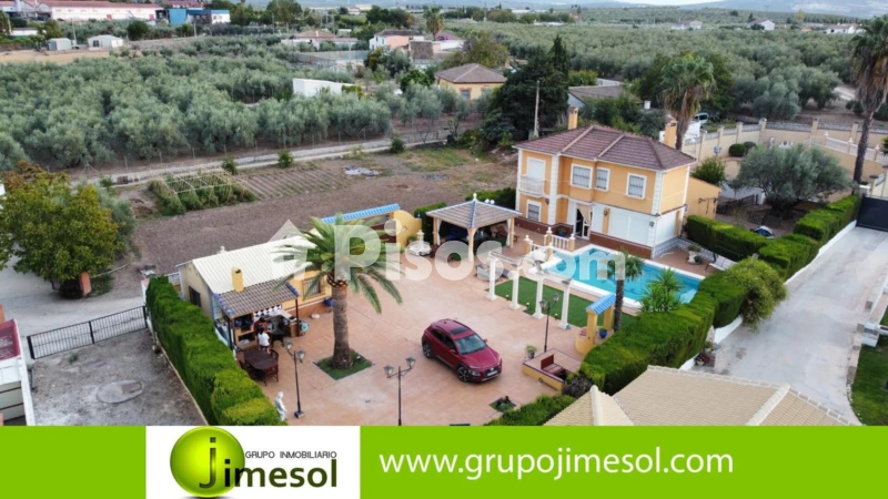 Chalet en venta en Calle Nueva Carteya - Vista 3