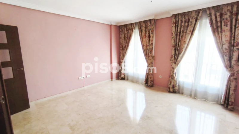 Piso en venta en Calle de Antonio Povedano, Cabra de 165.000 €