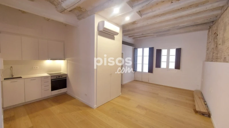 Estudio en alquiler en Carrer de Girona, cerca de Carrer d' Aragó