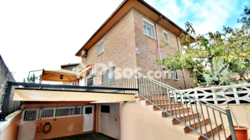 Casa en venta en Carrer de Girona - Vista 3