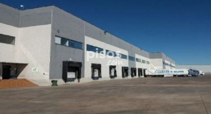 Nave industrial en alquiler en Avenida del Río Henares, Alovera de 89.570 €<span>/mes</span>