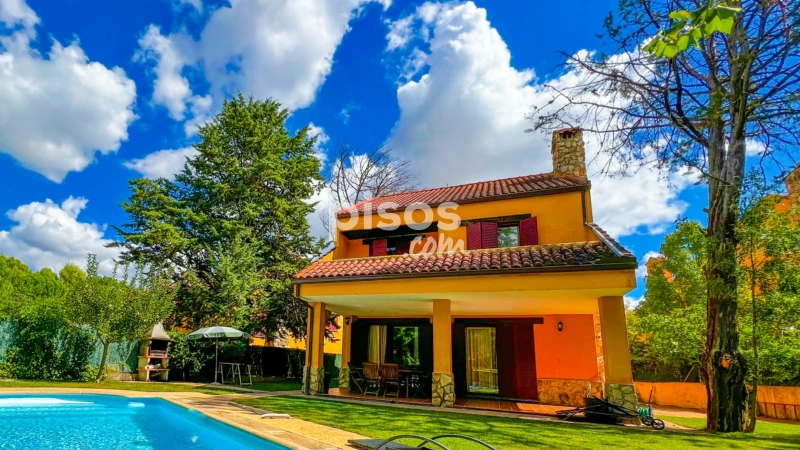 Einfamilienhaus in verkauf in Calle Sendero Del Vedado, Navalafuente von 399.000 €