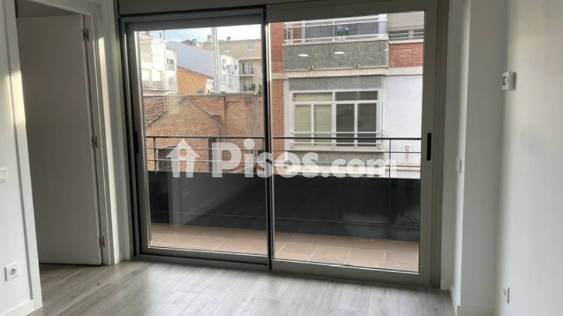 Fotografía del inmueble reportado: 800 €/mes — Barcelona, Barcelona