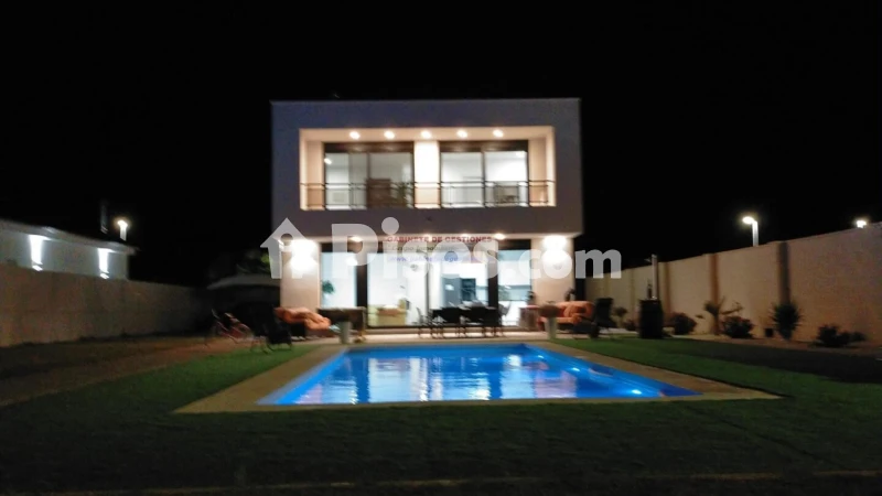 Casa – Albacete, Urbanización Pinares del Júcar