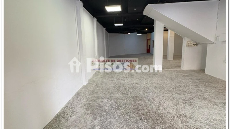 Local comercial en venta en Feria