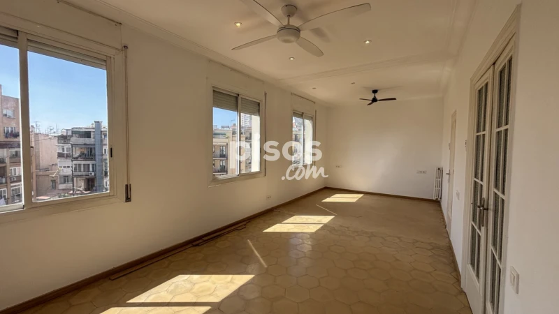 Piso en alquiler en Plaça del Doctor Letamendi