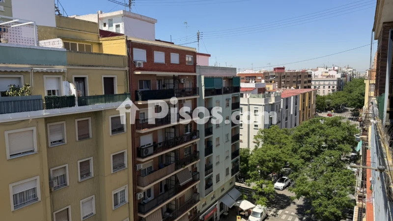 Piso en alquiler en Calle del Escultor José Capuz