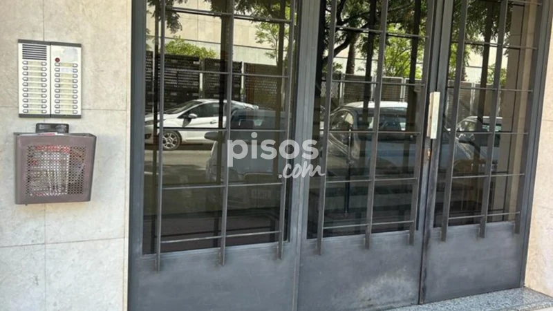 Piso en alquiler en Calle Doctor Ferran, Número 2, Oliveros-Altamira-Barrio Alto (Almería Capital) de 700 €<span>/mes</span>