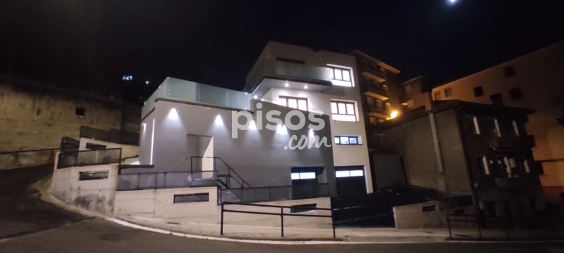Casa unifamiliar en venta en Calle de Atxarte, 24, Areta (Llodio - Laudio) de 590.000 €