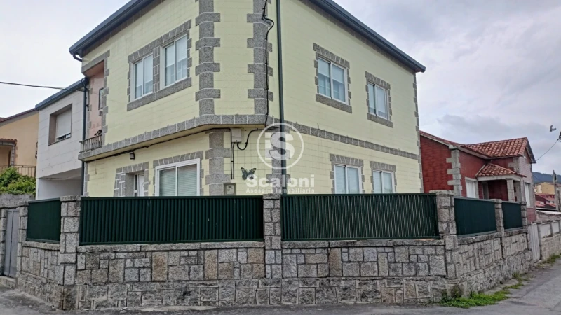 Casa en venta en Rúa Agroboa, Sobradelo (Vilagarcía de Arousa) de 200.000 €