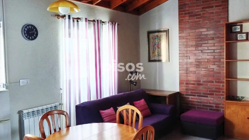 Piso en alquiler en Calle de Raimundo Revilla, 1, Centro (Laredo) de 2.950 €<span>/mes</span>