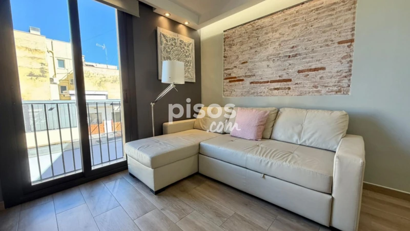 Piso en alquiler en Carrer de les Carretes, cerca de Carrer de l' Aurora