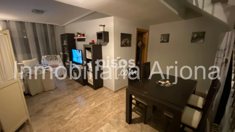 Duplex for sale in Dehesa de La Villa, Lucena of 98.000 €