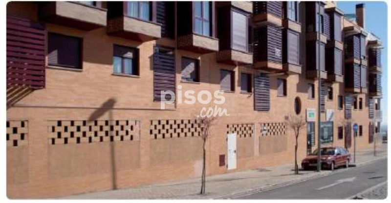 Commercial premises for sale in Calle de Teresa de Calcuta, Aguas Vivas-La Zambomba (Cáceres Capital) of 90.000 €