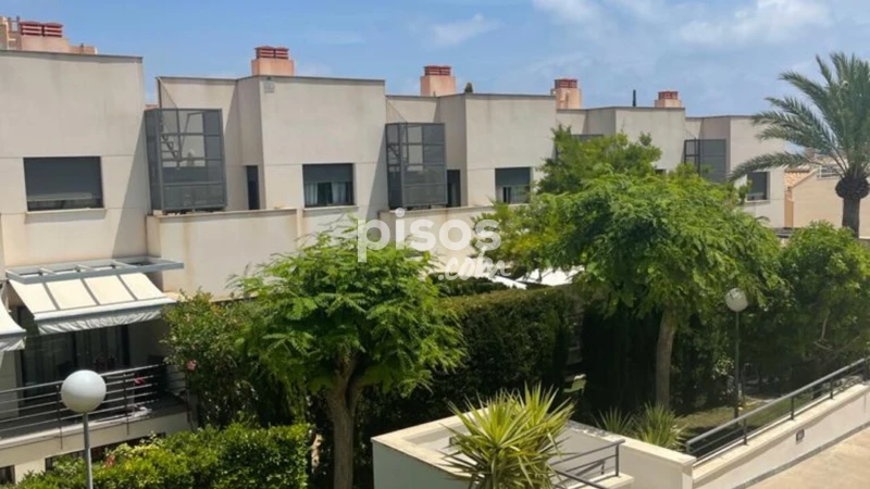 Casa adosada en venta en Carrer del Morros Alts, El Campello Playa (El Campello) de 485.000 €