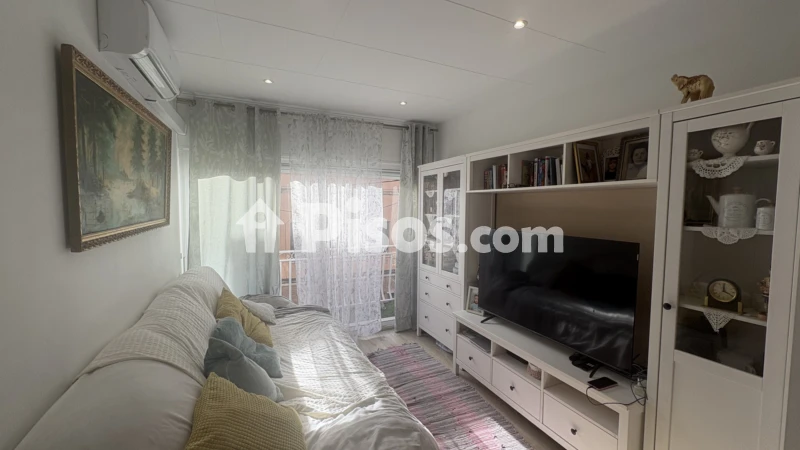 Casa adosada en venta en Carrer de la Pau - Vista 3