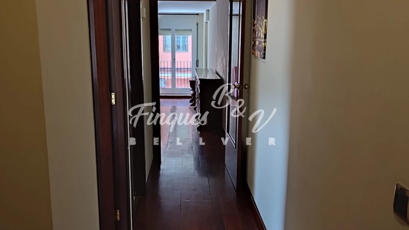 Fotografía del inmueble reportado: 818 €/mes — Girona, Girona