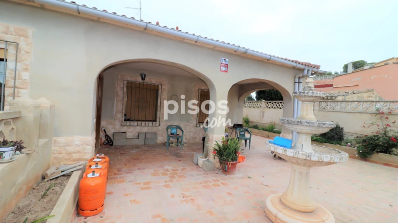 Chalet unifamiliar en venta en Carrer de Bellavista-K, S'Arenal (Distrito Platja de Palma. Palma de Mallorca) de 750.000 €
