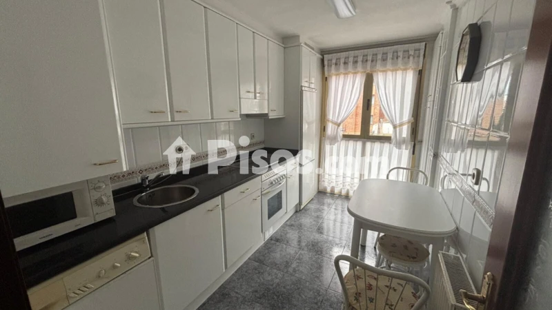 Fotografía del inmueble reportado: 850 €/mes — Asturias, Asturias
