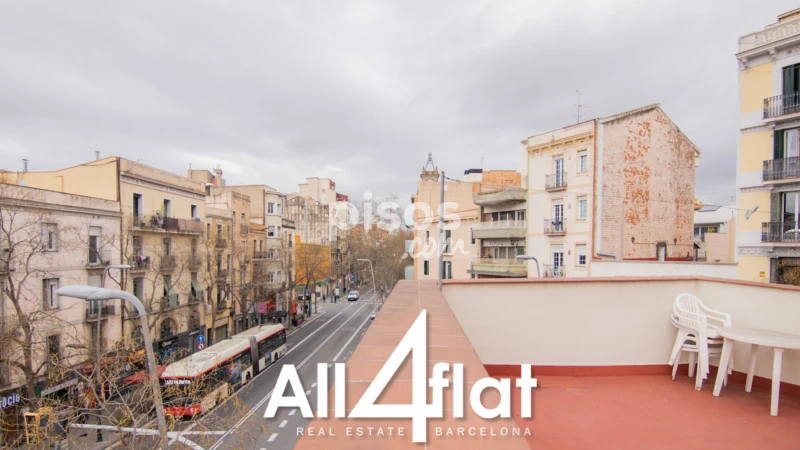 Piso en alquiler en Carrer de la Creu Coberta, cerca de Carrer del Consell de Cent
