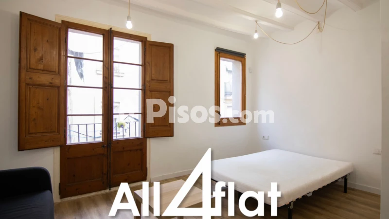 Fotografía del inmueble reportado: 950 €/mes — Barcelona, Barcelona