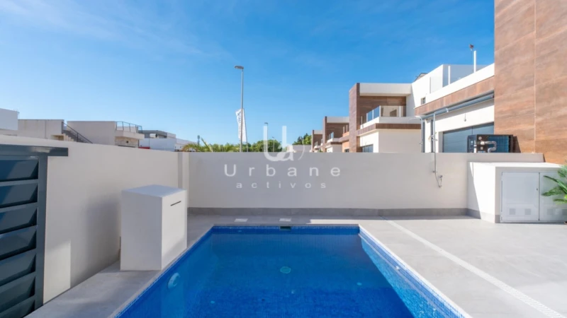 Casa – Daya Nueva