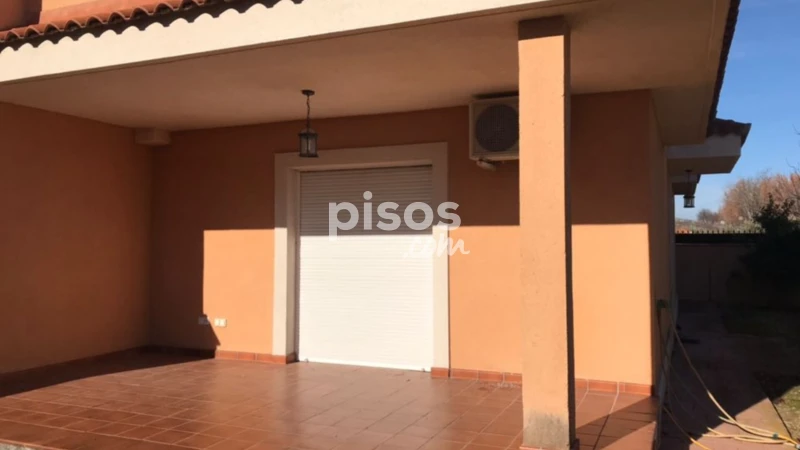 Casa en venta en Calle Cardenal Cineros, Patrocinio de San José-Talavera la Nueva-Gamonal (Talavera de la Reina) de 260.000 €