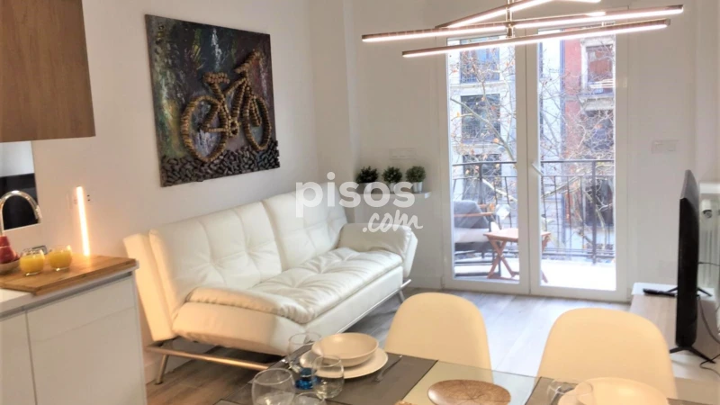 Piso en alquiler en Calle de la Princesa, cerca de Calle de San Leonardo